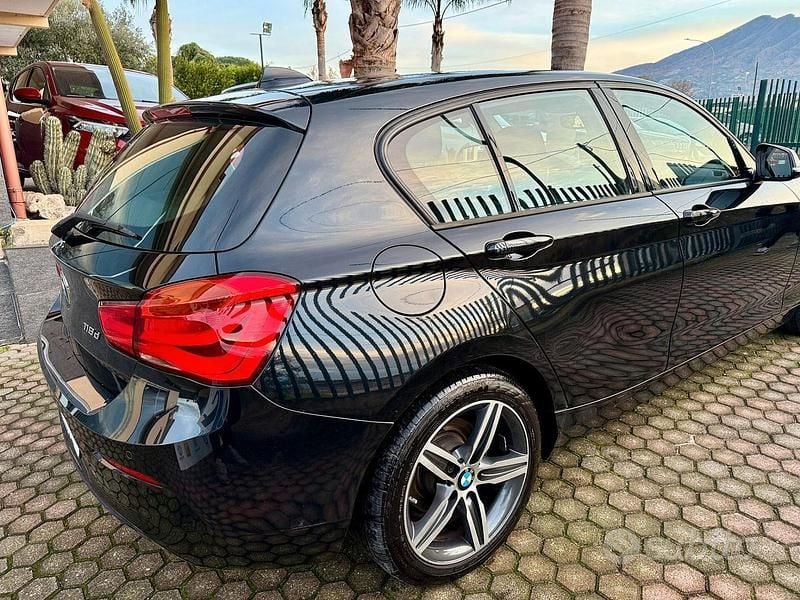 Usata BMW 118 Sport Line 150 CV (110 kW) 2016 Nero Utilitaria