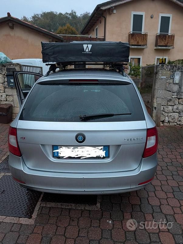 Usata Skoda Superb 170 CV (125 kW) 2012 Grigio Berlina