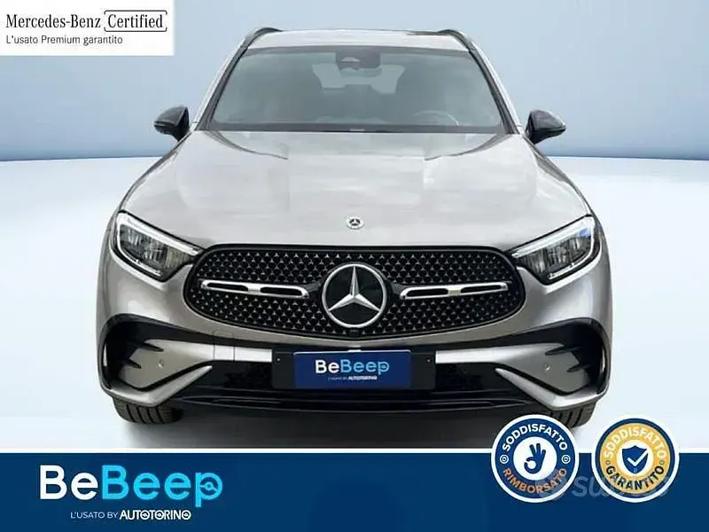 Usata Mercedes GLC300 AMG line 197 CV (144 kW) 2023 Grigio SUV