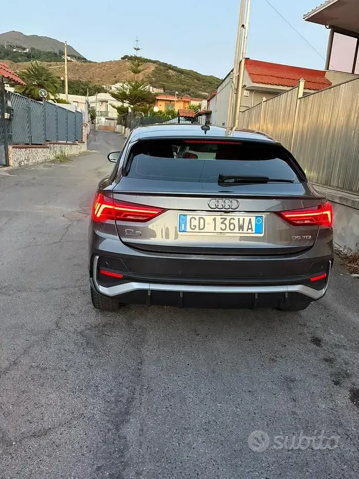 Usata Audi Q3 Sportback S-Line 150 CV (110 kW) 2021 Grigio SUV