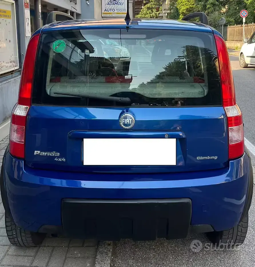 Usata Fiat Panda 4x4 60 CV (44 kW) 2005 Bluazzurro Utilitaria