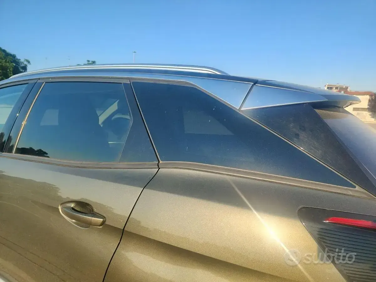 Usata Peugeot 3008 120 CV (88 kW) 2018 Verde SUV