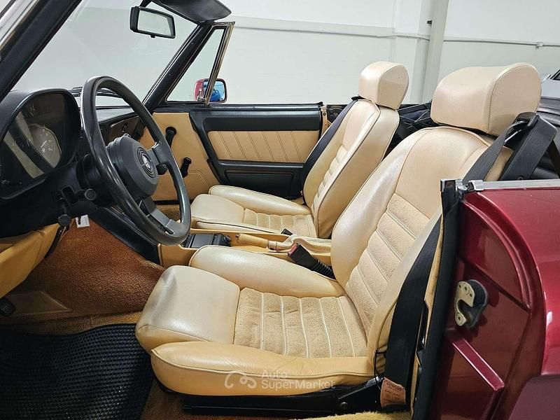 Usata Alfa Romeo Spider 106 CV (77 kW) 1990 Bordeaux Cabrio