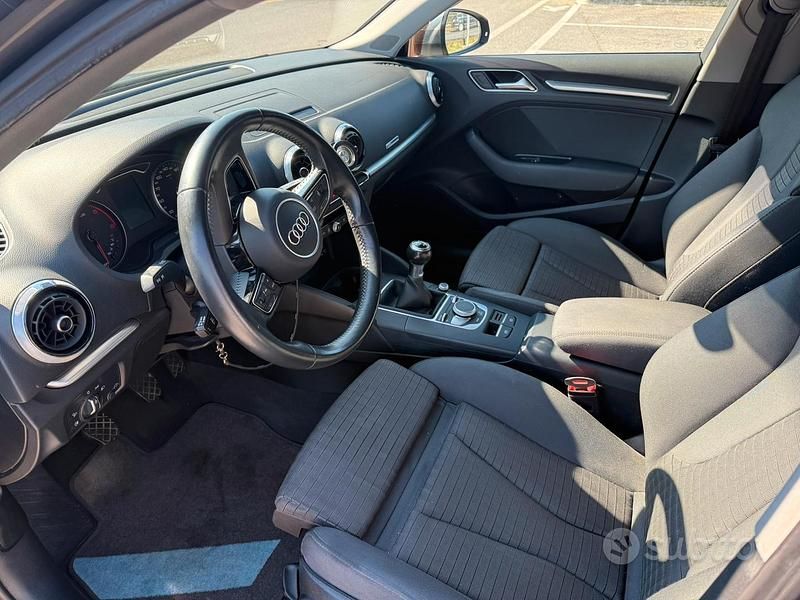 Usata Audi A3 Sport 116 CV (85 kW) 2018 Grigio Berlina