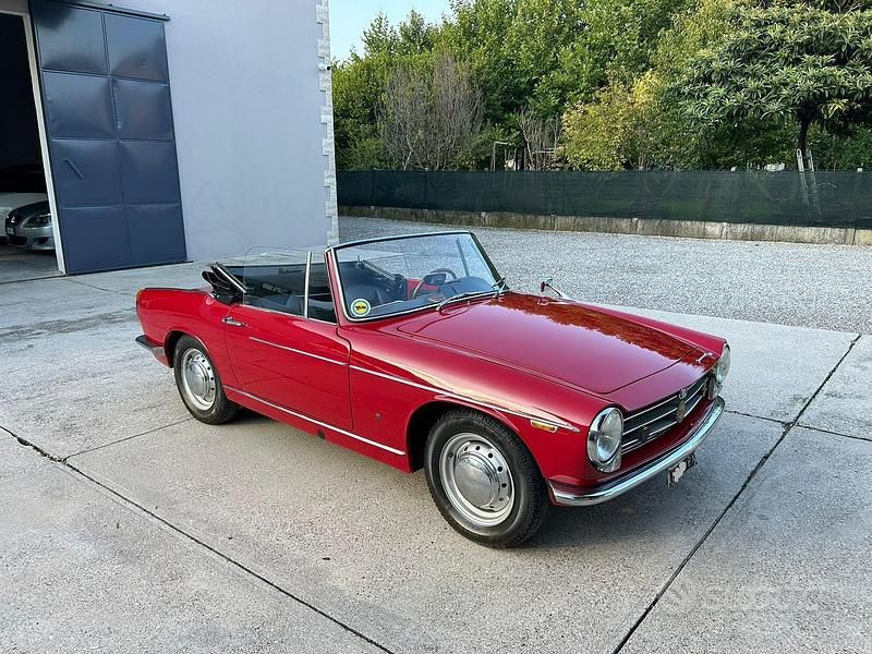 Usata Innocenti 950 Spider 1960 Rosso Cabrio