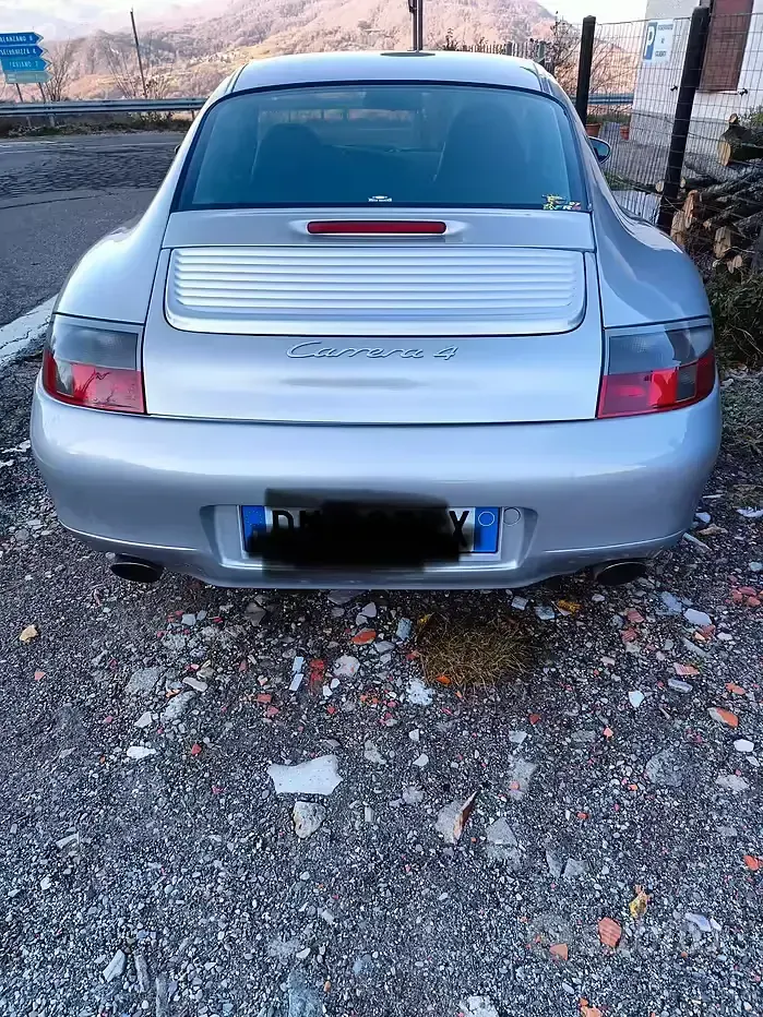 Usata Porsche 996 300 CV (220 kW) 1998 Grigio