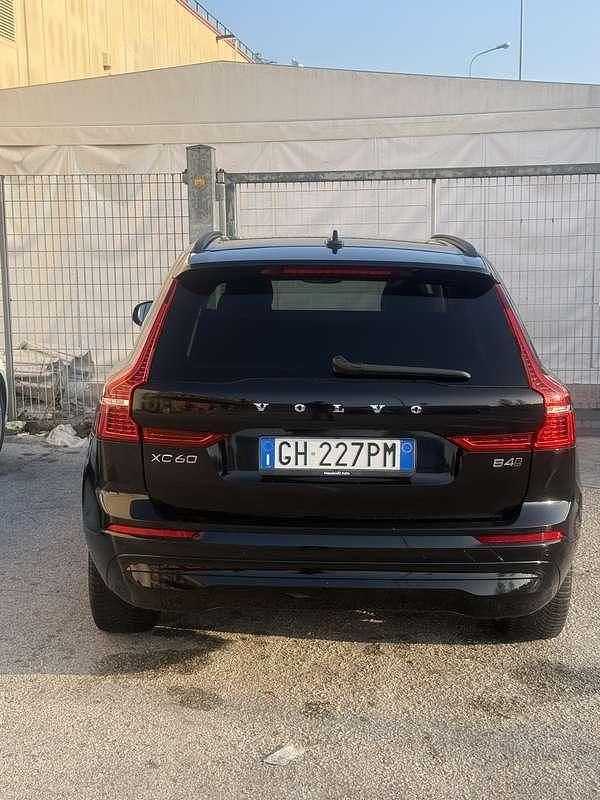 Usata Volvo XC60 197 CV (144 kW) 2021 SUV