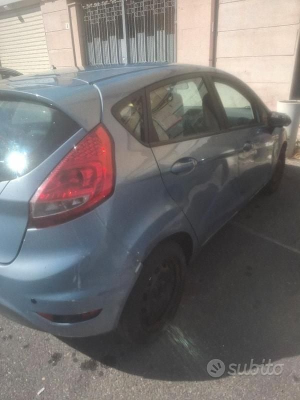 Usata Ford Fiesta 80 CV (58 kW) 2009 Utilitaria