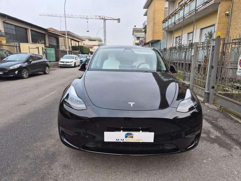 Usata Tesla Model Y 152 kW (208 CV) 2023 Nero SUV