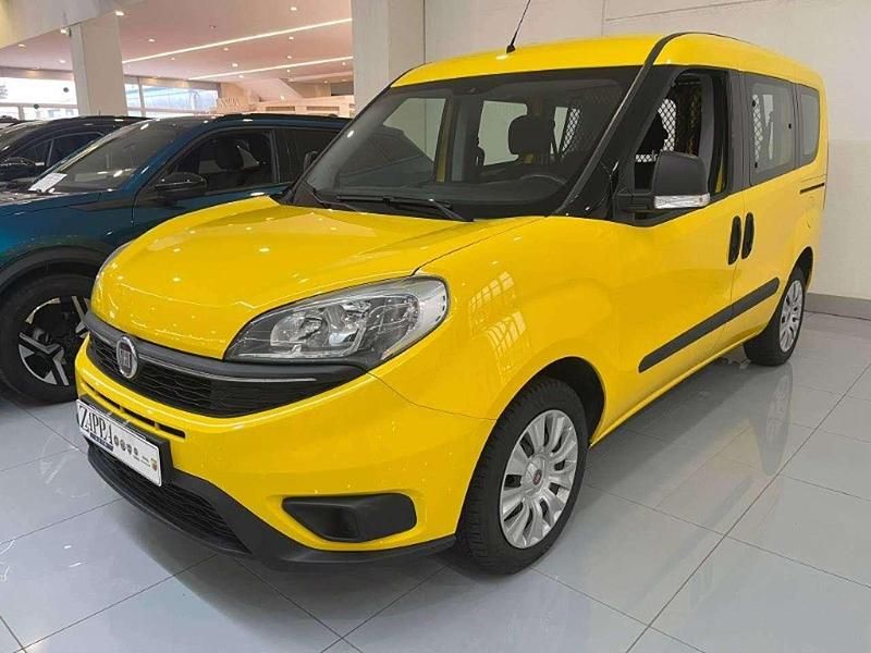 Usata Fiat Doblò Easy 120 CV (88 kW) 2017 Giallo Monovolume