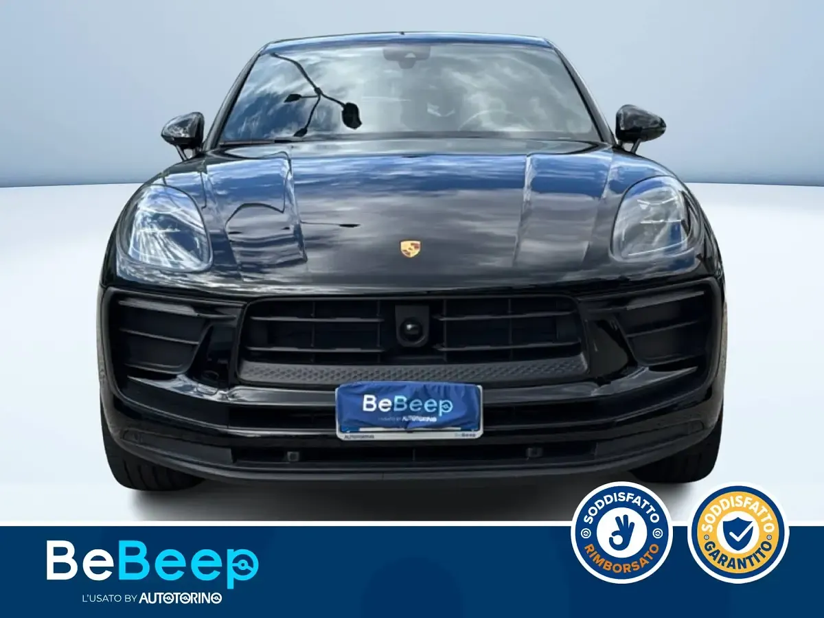 Usata Porsche Macan 265 CV (194 kW) 2023 Nero metallizzato SUV