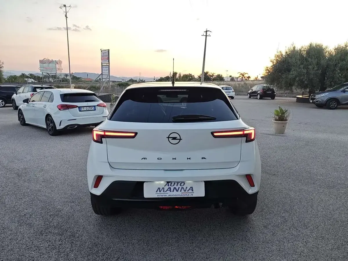 Usata Opel Mokka GS Line 101 CV (74 kW) 2021 Bianco SUV