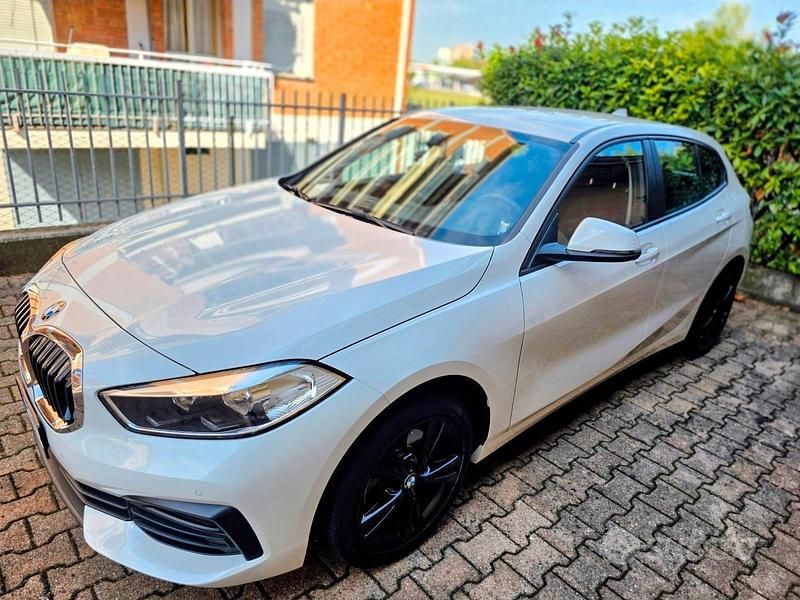 Usata BMW 116 Advantage 2020 Bianco Utilitaria