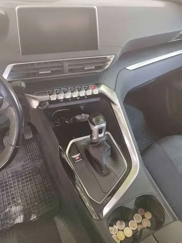 Usata Peugeot 3008 Active 120 CV (88 kW) 2017 Nero SUV