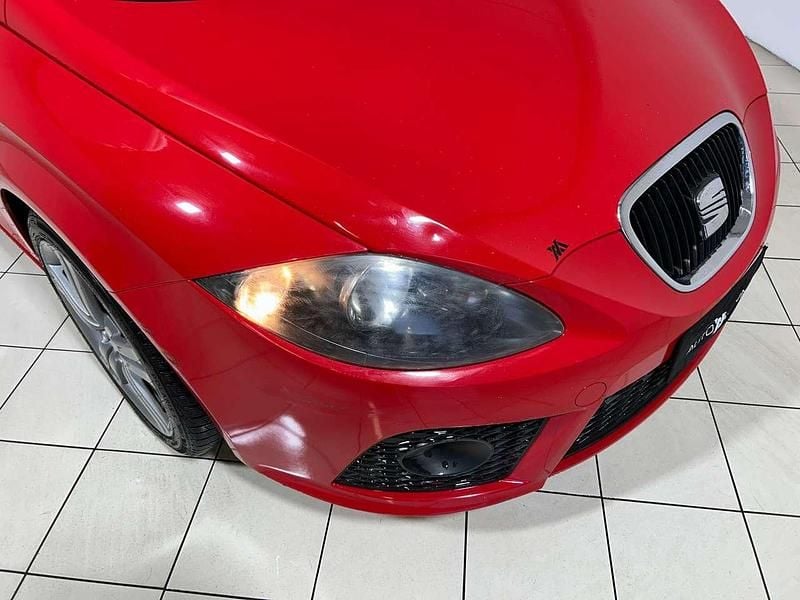 Usata Seat Leon FR 170 CV (125 kW) 2008 Rosso Utilitaria