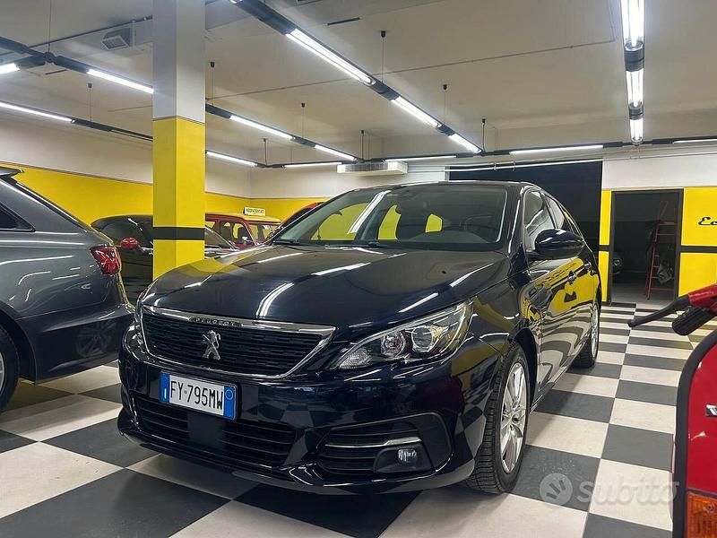 Usata Peugeot 308 Business-Line 131 CV (96 kW) 2019 Blu Station wagon