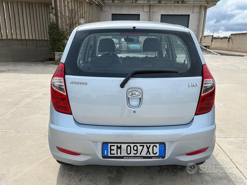 Usata Hyundai i10 69 CV (50 kW) 2012 Grigio Utilitaria
