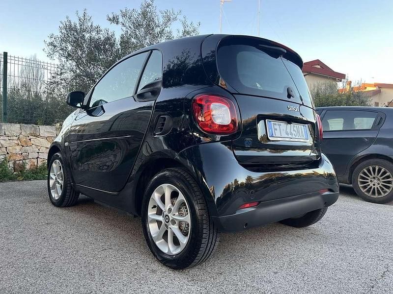 Usata Smart ForTwo Electric Drive Passion 41 kW (56 CV) 2018 Cabrio
