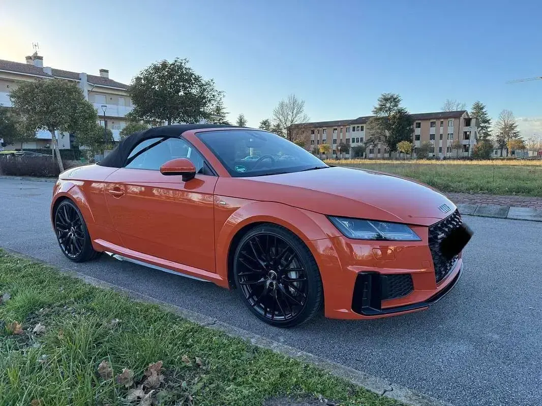 Usata Audi TT Roadster S-Line 245 CV (180 kW) 2019 Arancione Cabrio
