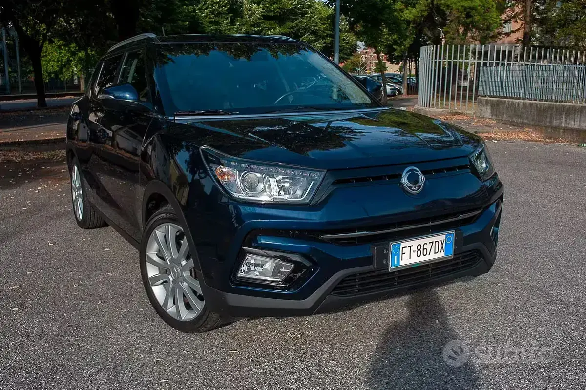 Usata SsangYong Tivoli 128 CV (94 kW) 2018 Bluazzurro SUV
