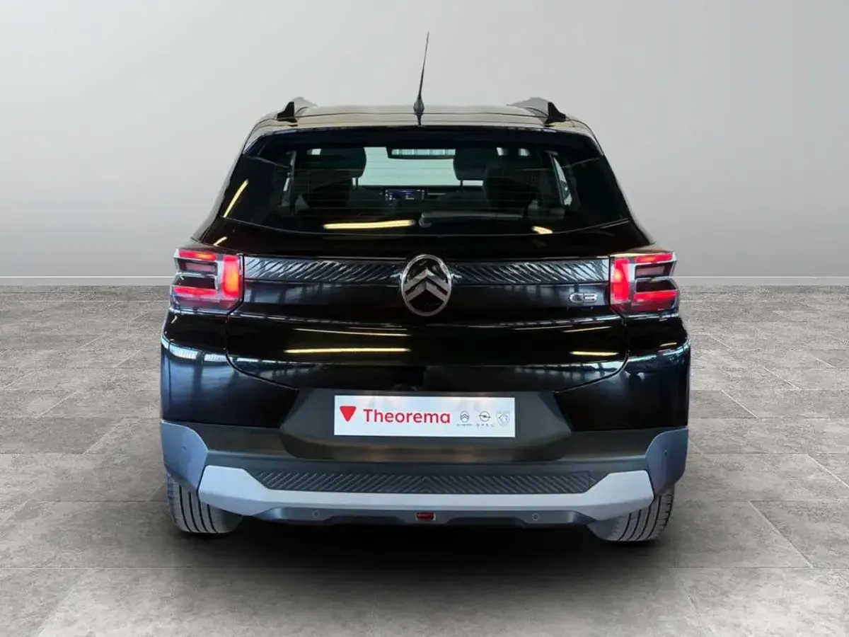 Usata Citroën C3 PureTech 101 CV (74 kW) 2024 Nero perla SUV