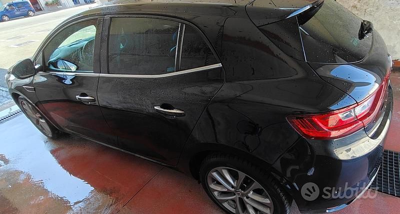 Usata Renault Mégane GT Line GT-Line 131 CV (96 kW) 2016 Nero Berlina