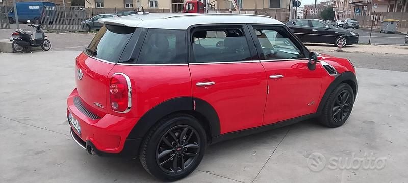 Usata Mini Cooper S 2011 Rosso Utilitaria