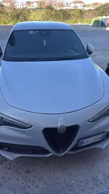 Usata Alfa Romeo Stelvio Ti 209 CV (153 kW) 2021 SUV