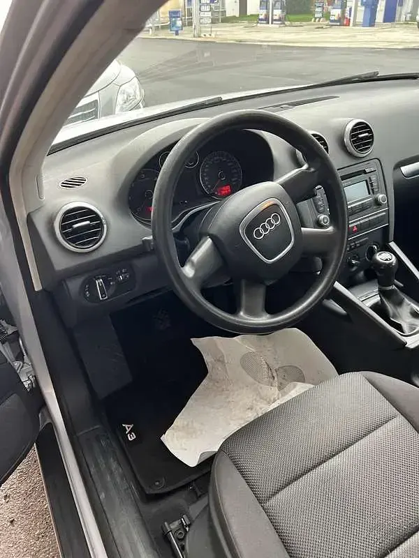 Usata Audi A3 Young 90 CV (66 kW) 2010 Utilitaria