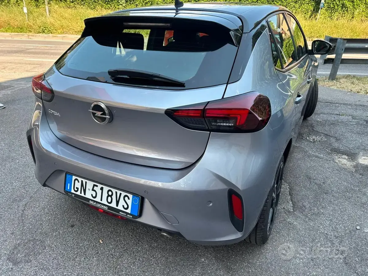 Usata Opel Corsa 101 CV (74 kW) 2023 Utilitaria