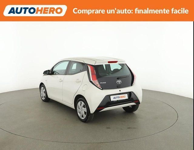 Usata Toyota Aygo X-play 69 CV (50 kW) 2017 Bianco Utilitaria