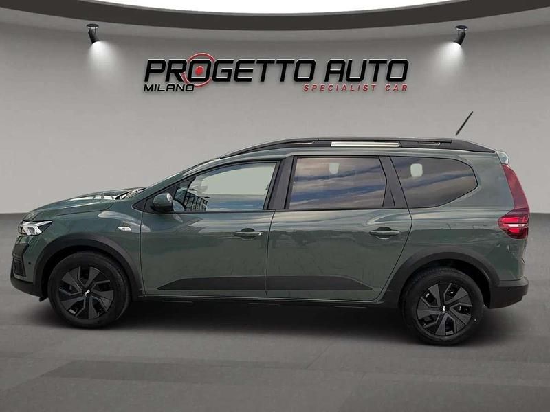 Usado Dacia Jogger Expression 101 CV (74 kW) 2025 Other Monovolumen