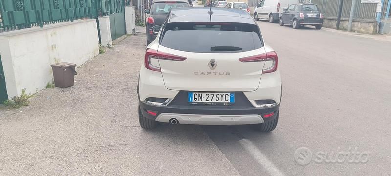 Usata Renault Captur 115 CV (84 kW) 2020 SUV
