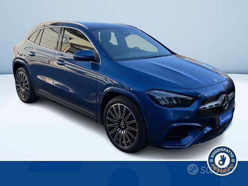 Usata Mercedes GLA180 AMG line 116 CV (85 kW) 2025 Blu SUV