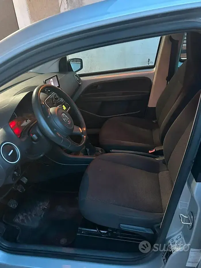 Usata VW up! 2016 Grigio Utilitaria