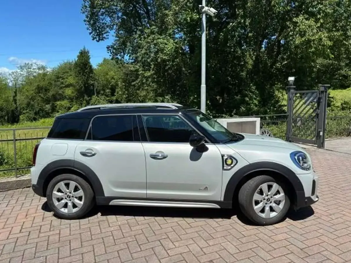 Usata Mini Cooper S Countryman Business 125 CV (91 kW) 2022 Bianco met. SUV