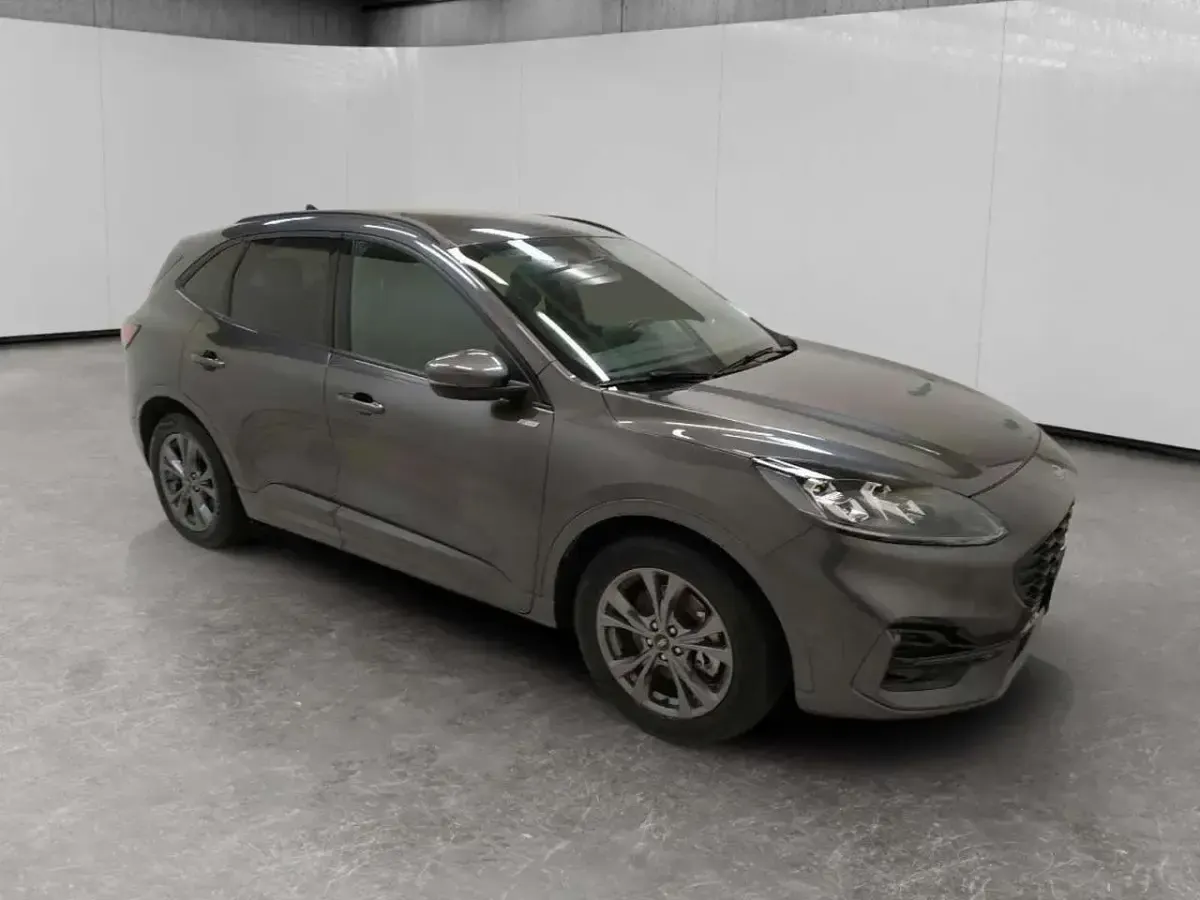 Usata Ford Kuga ST-Line X 225 CV (165 kW) 2020 Grigio SUV