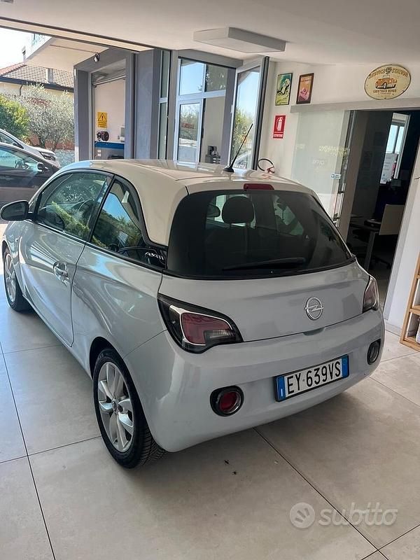 Usata Opel Adam Jam 70 CV (51 kW) 2015 Grigio Utilitaria