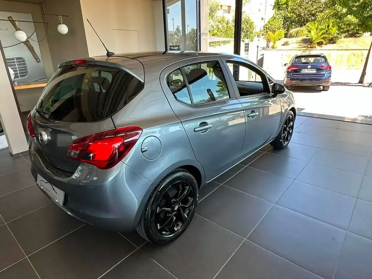 Usata Opel Corsa 71 CV (52 kW) 2019 Grigio Utilitaria