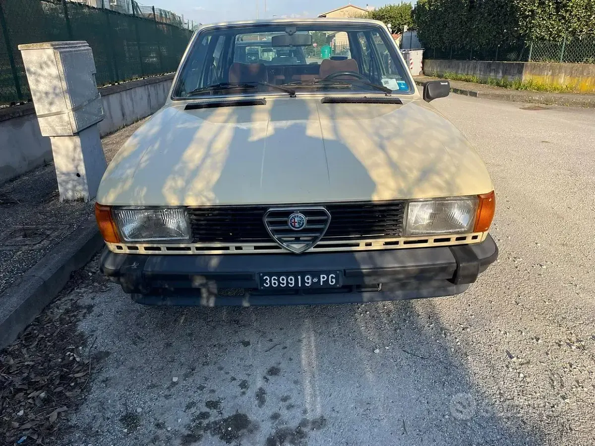 Usata Alfa Romeo Giulietta 109 CV (80 kW) 1980 Berlina