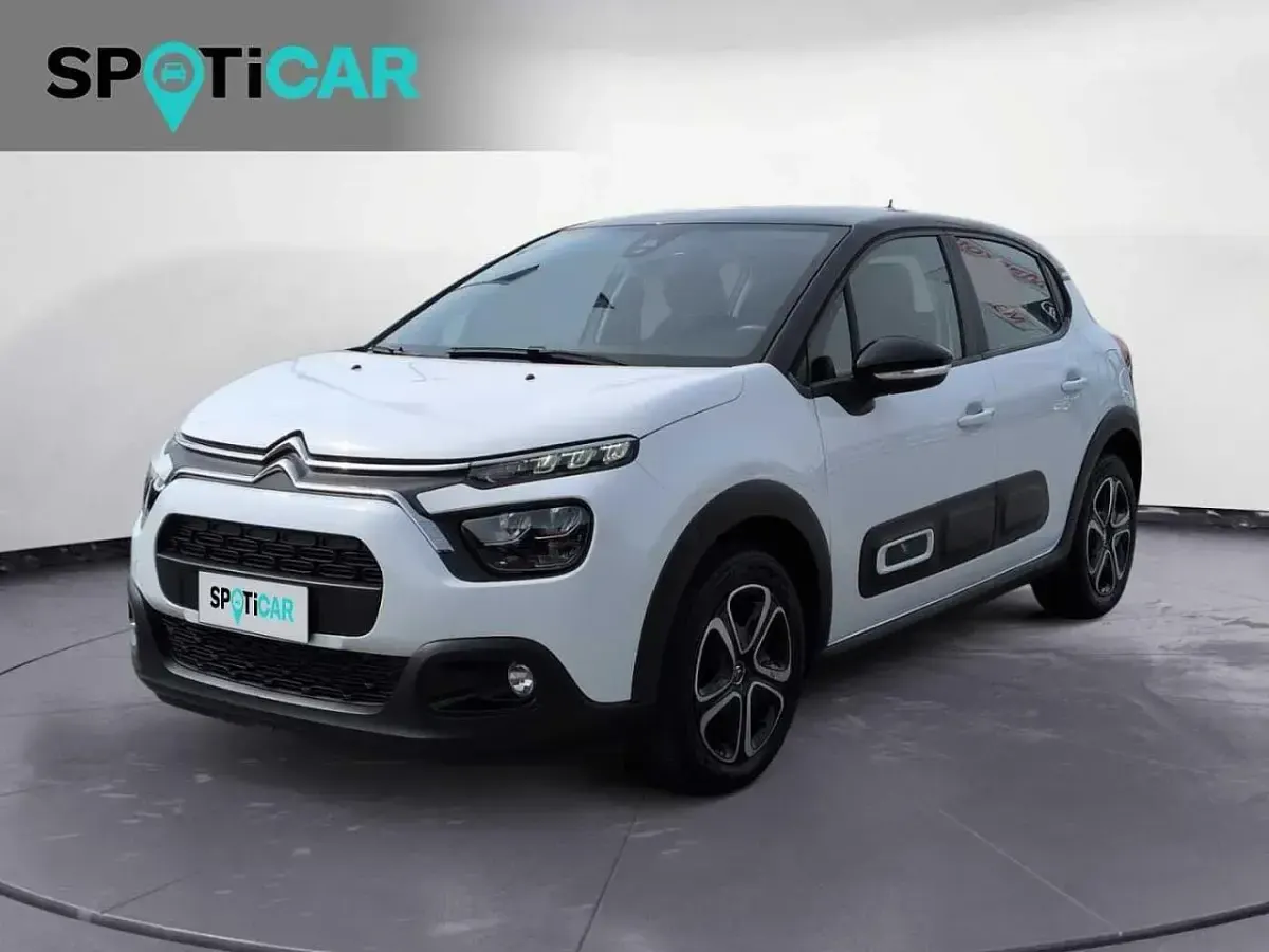 Begagnad Citroën C3 Shine 102 HK (75 kW) 2021 Halvkombi