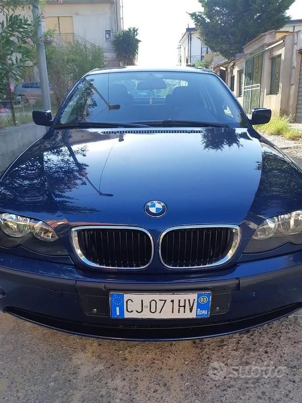 Usata BMW 320 150 CV (110 kW) 2003 Blu Berlina
