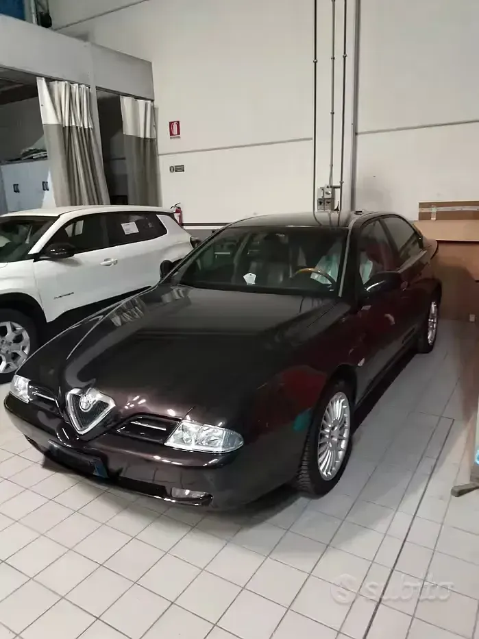 Usata Alfa Romeo 166 150 CV (110 kW) 2001 Nero Berlina