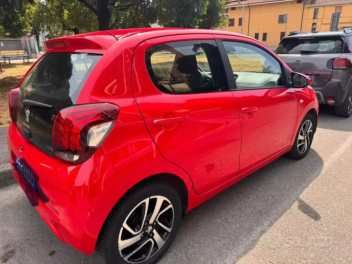 Usata Peugeot 108 72 CV (52 kW) 2019 Rosso Berlina