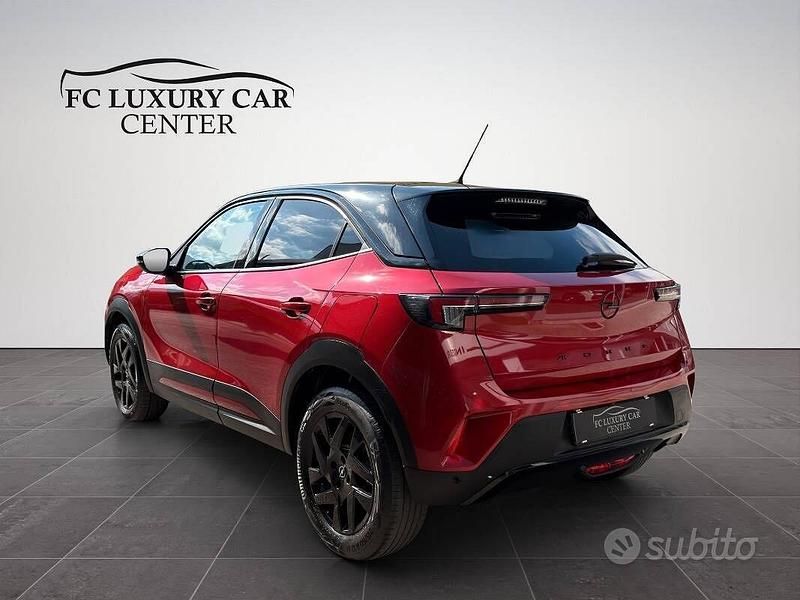 Usata Opel Mokka GS Line 101 CV (74 kW) 2022 Rosso SUV