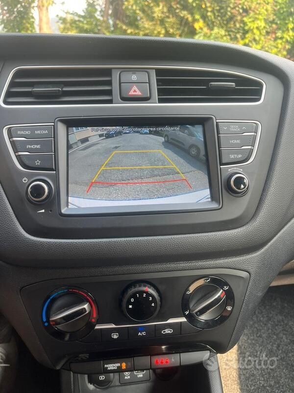 Usata Hyundai i20 Turbo 100 CV (73 kW) 2018 Bianco Berlina