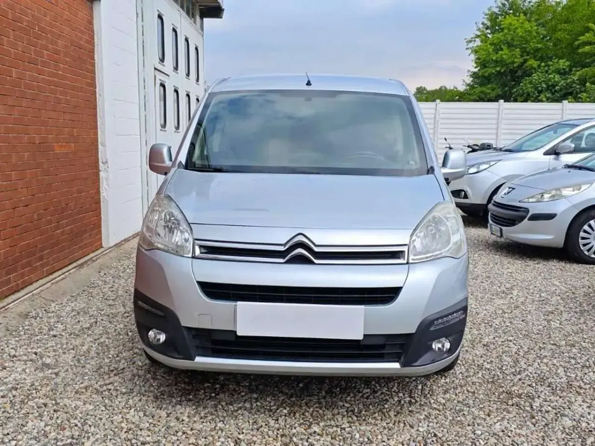 Usata Citroën Berlingo 99 CV (72 kW) 2017 Grigio Monovolume