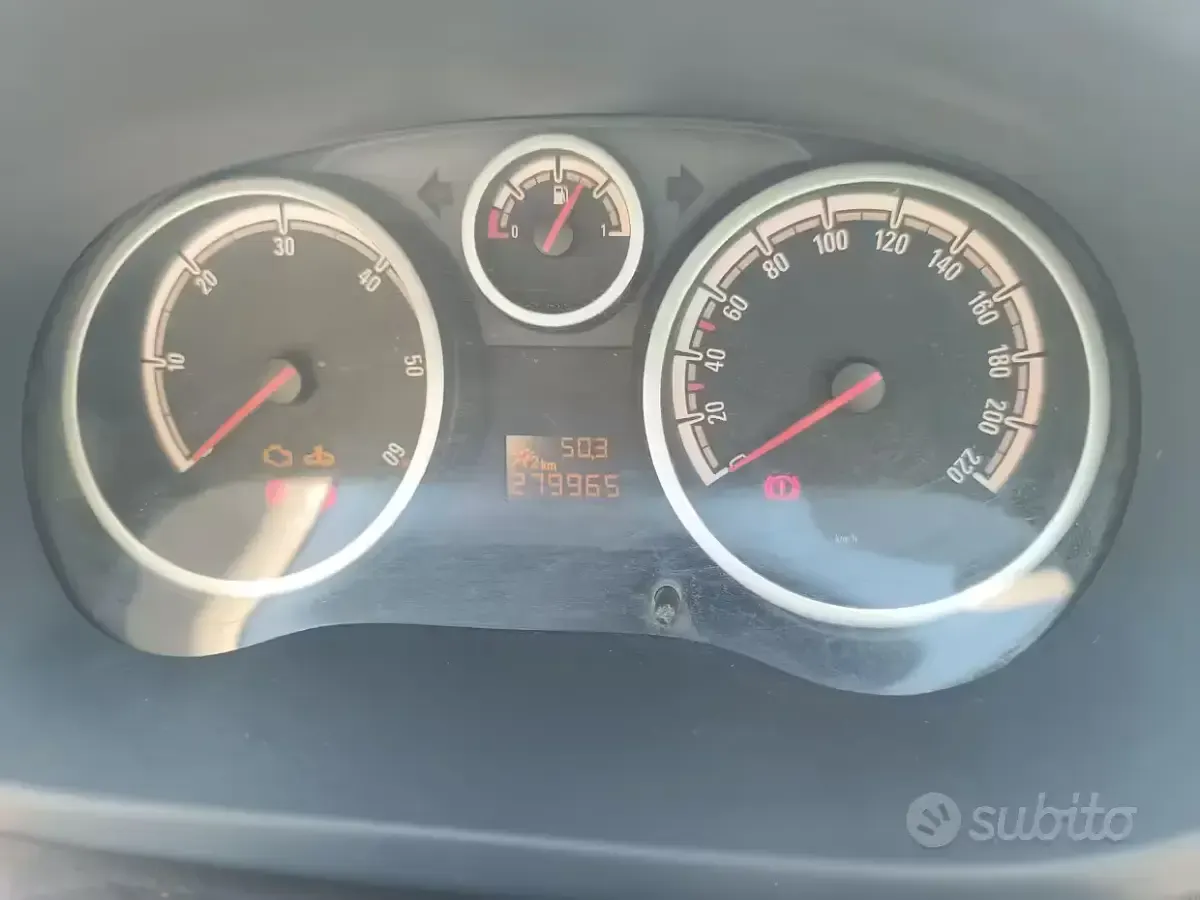 Usata Opel Corsa 69 CV (50 kW) 2007 Utilitaria