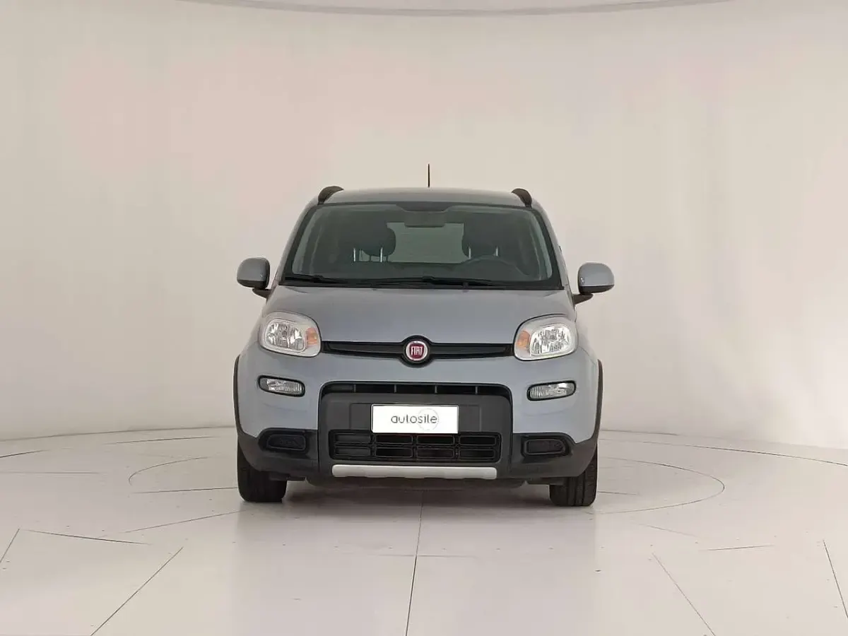 Usata Fiat Panda City Life 69 CV (50 kW) 2023 Grigio moda pastello Utilitaria