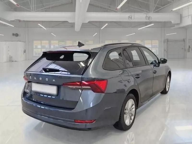 Usata Skoda Octavia Executive 116 CV (85 kW) 2021 Grigio Station wagon